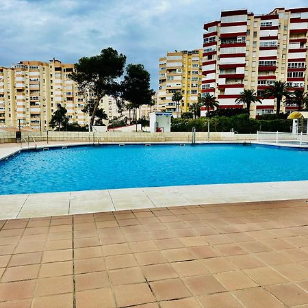 Modern Apartment Steps From The Beach Torrox Esterno foto